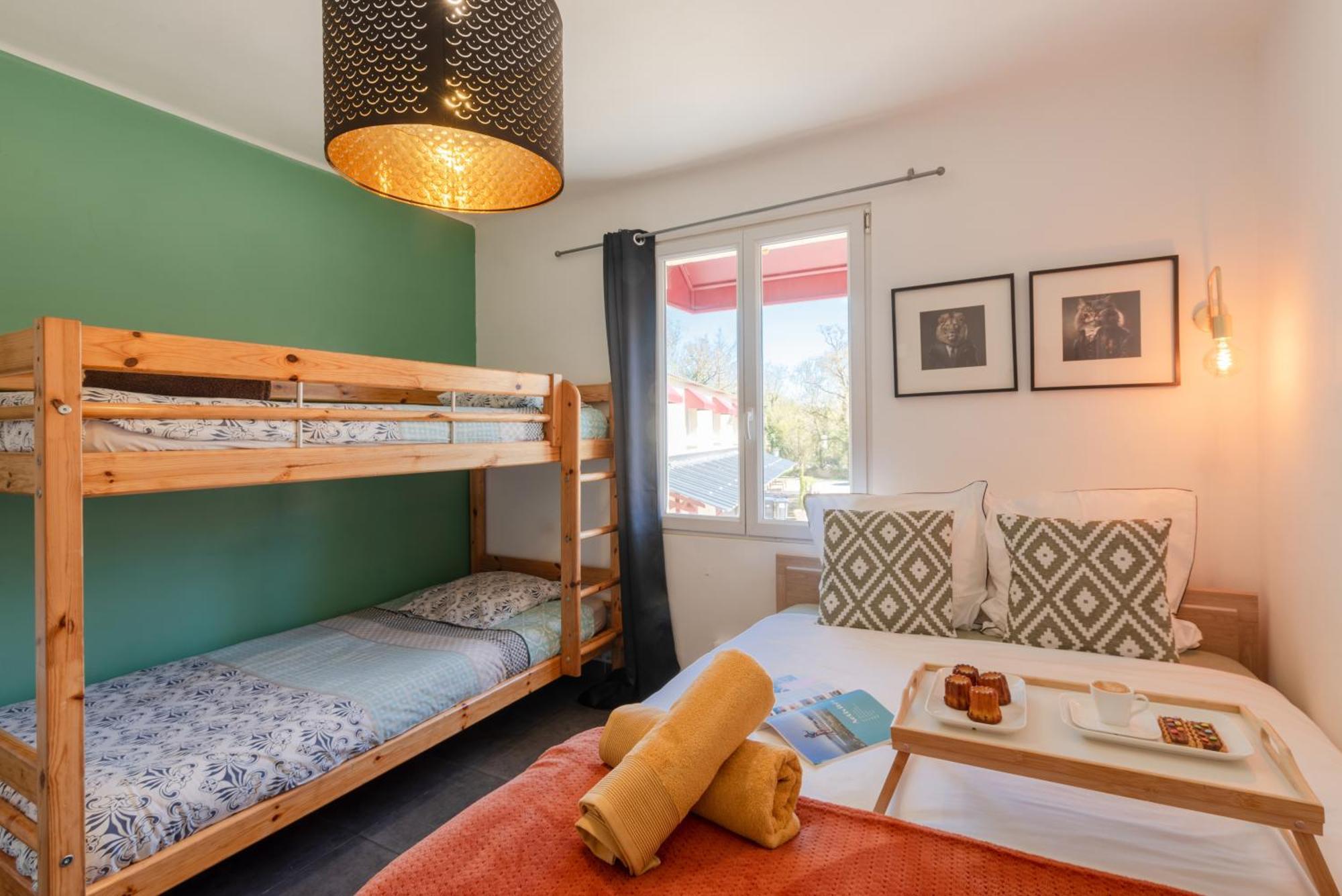 Apartment La Baule Terrasse - Cuisine - Calme - Wifi - Parking Gratuit *